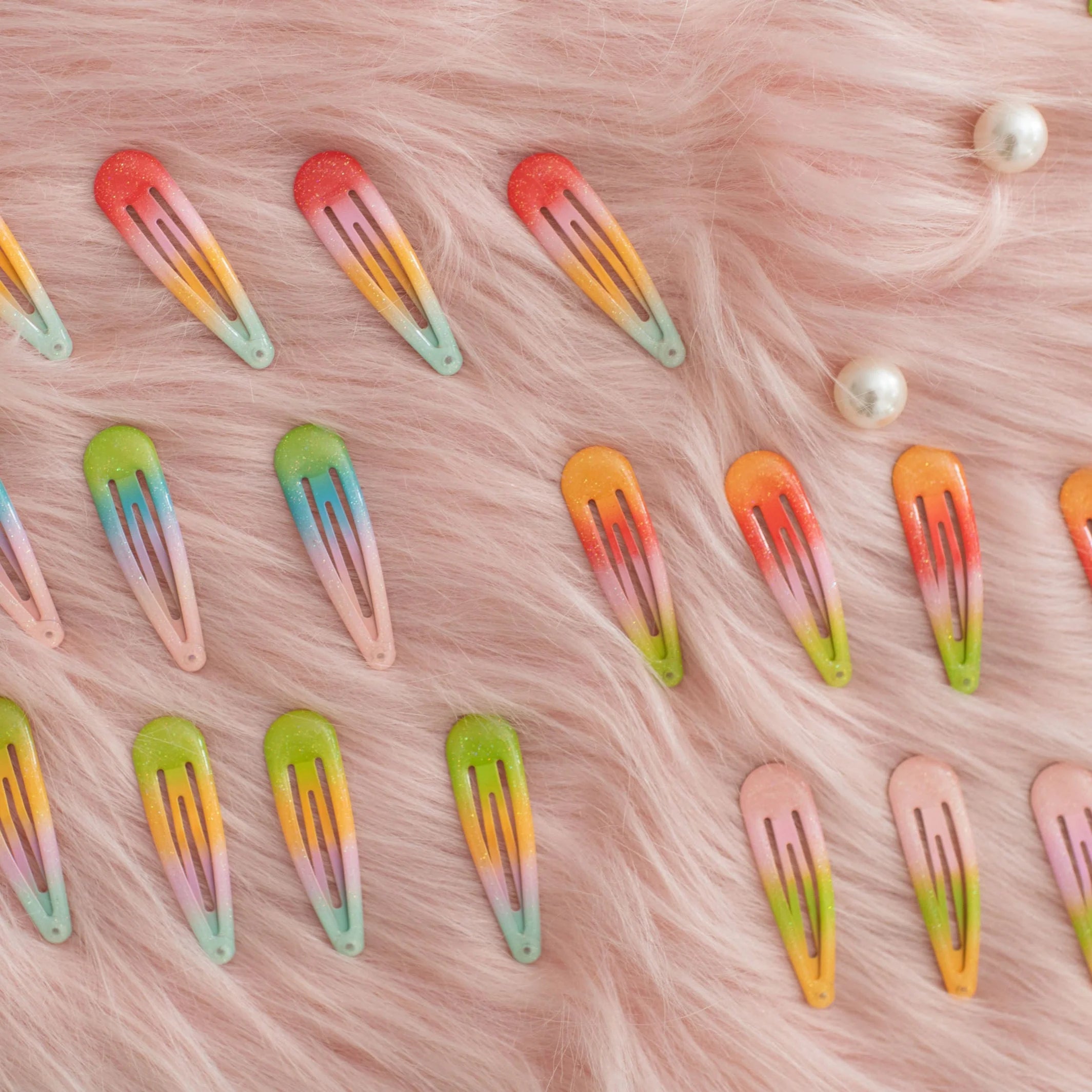 Stylish Hair Accessories for Trendy Teenagers