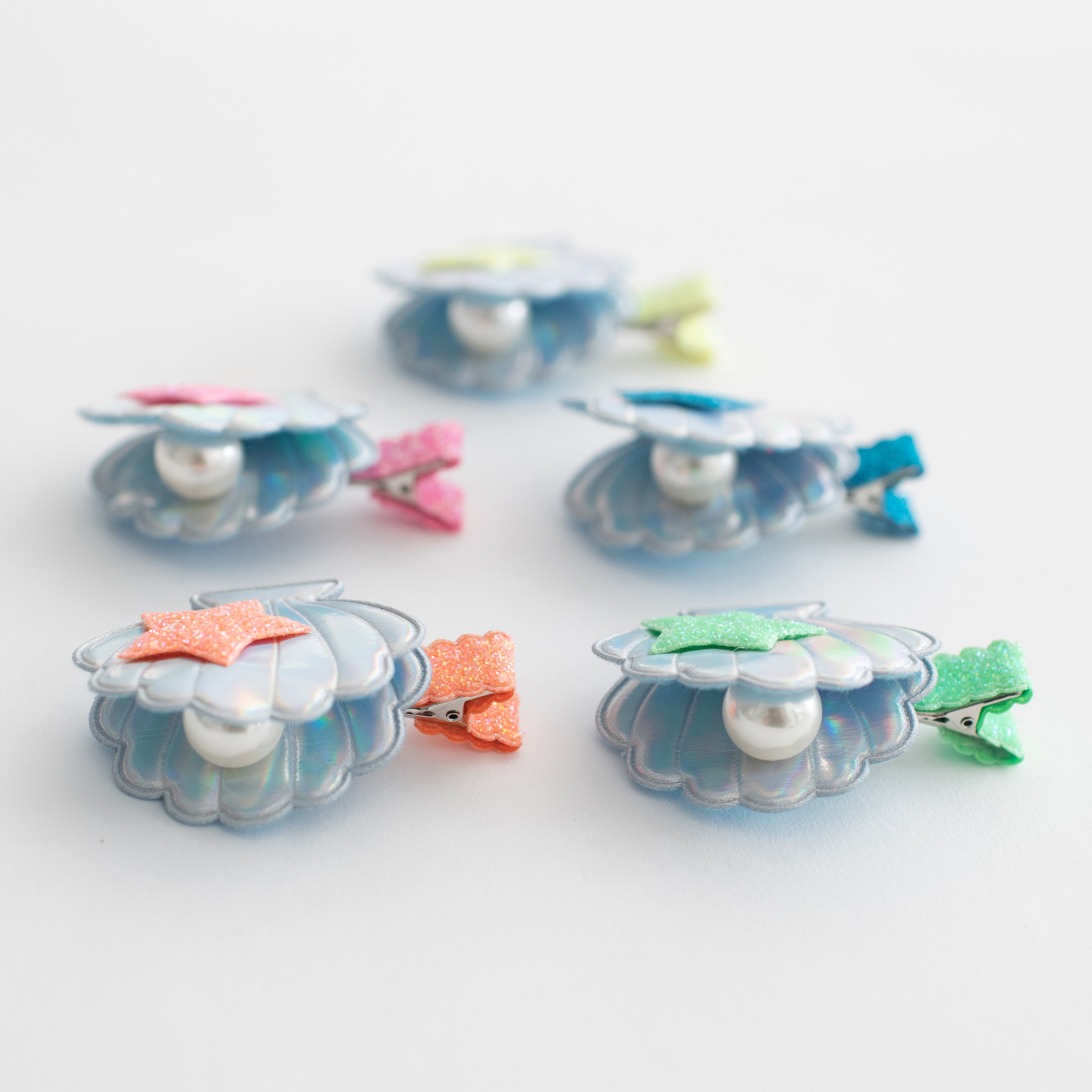 Summer Crystal Sea Shell Alligator Clips with Embedded Pearl - 1 Pair